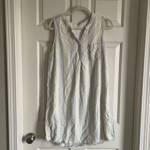 Like New Linen Split-Neck Shift Dress